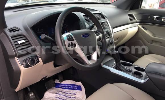 Acheter Neuf Voiture Ford Explorer Gris à Ouagadougou, Burkina-Faso Acheter Neuf Voiture Ford Explorer Gris à Ouagadougou, Burkina-Faso