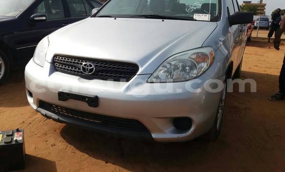 Acheter Occasion Voiture Toyota Matrix Gris à Ouagadougou, Burkina-Faso Acheter Occasion Voiture Toyota Matrix Gris à Ouagadougou, Burkina-Faso