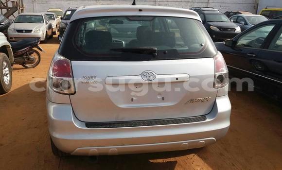 Acheter Occasion Voiture Toyota Matrix Gris à Ouagadougou, Burkina-Faso Acheter Occasion Voiture Toyota Matrix Gris à Ouagadougou, Burkina-Faso