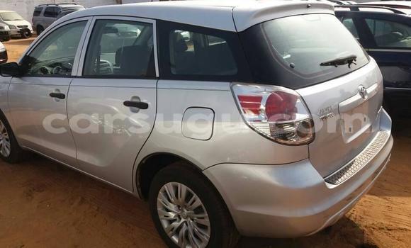 Acheter Occasion Voiture Toyota Matrix Gris à Ouagadougou, Burkina-Faso Acheter Occasion Voiture Toyota Matrix Gris à Ouagadougou, Burkina-Faso