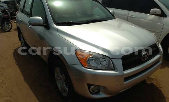 Acheter Occasion Voiture Toyota RAV4 Gris à Ouagadougou, Burkina-Faso Acheter Occasion Voiture Toyota RAV4 Gris à Ouagadougou, Burkina-Faso