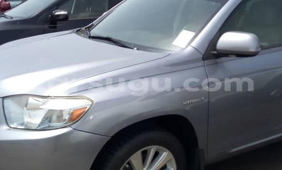 Acheter Occasion Voiture Toyota Highlander Gris à Ouagadougou, Burkina-Faso Acheter Occasion Voiture Toyota Highlander Gris à Ouagadougou, Burkina-Faso