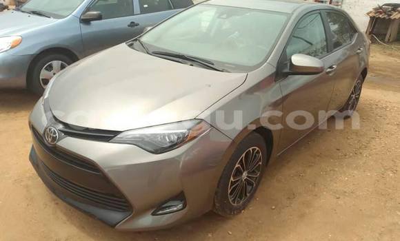 Acheter Occasion Voiture Toyota Corolla Marron à Ouagadougou, Burkina-Faso Acheter Occasion Voiture Toyota Corolla Marron à Ouagadougou, Burkina-Faso