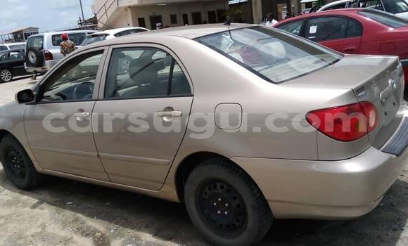 Acheter Occasion Voiture Toyota Corolla Beige à Ouagadougou, Burkina-Faso Acheter Occasion Voiture Toyota Corolla Beige à Ouagadougou, Burkina-Faso