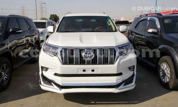 Sayi Imported Toyota Prado White Mota in Import - Dubai a Burkina Faso Sayi Imported Toyota Prado White Mota in Import - Dubai a Burkina Faso