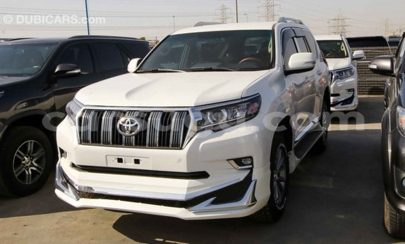 Sayi Imported Toyota Prado White Mota in Import - Dubai a Burkina Faso Sayi Imported Toyota Prado White Mota in Import - Dubai a Burkina Faso