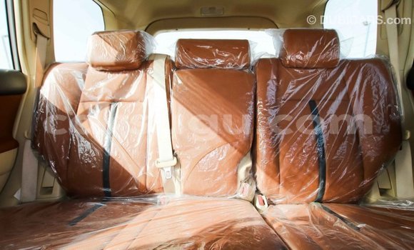 Sayi Imported Toyota Prado White Mota in Import - Dubai a Burkina Faso Sayi Imported Toyota Prado White Mota in Import - Dubai a Burkina Faso