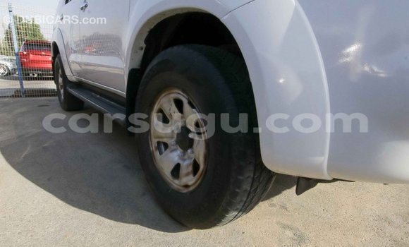 Sayi Imported Toyota Fortuner White Mota in Import - Dubai a Burkina Faso Sayi Imported Toyota Fortuner White Mota in Import - Dubai a Burkina Faso