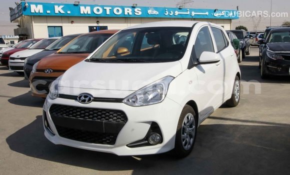 Sayi Imported Hyundai i10 White Mota in Import - Dubai a Burkina Faso Sayi Imported Hyundai i10 White Mota in Import - Dubai a Burkina Faso
