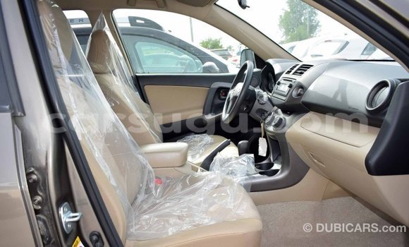 Sayi Imported Toyota HiAce Sauran Babbar mota in Import - Dubai a Burkina Faso Sayi Imported Toyota HiAce Sauran Babbar mota in Import - Dubai a Burkina Faso