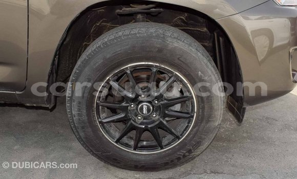 Acheter Import Utilitaire Toyota HiAce Autre à Import - Dubai, Burkina-Faso