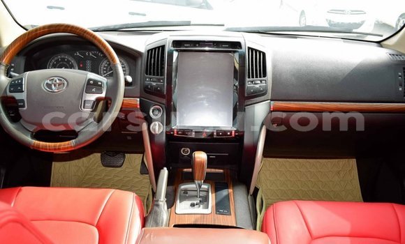 Sayi Imported Toyota Land Cruiser Black Mota in Import - Dubai a Burkina Faso Sayi Imported Toyota Land Cruiser Black Mota in Import - Dubai a Burkina Faso