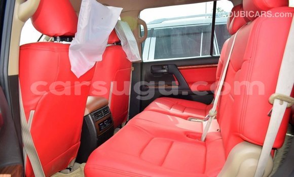 Sayi Imported Toyota Land Cruiser Black Mota in Import - Dubai a Burkina Faso Sayi Imported Toyota Land Cruiser Black Mota in Import - Dubai a Burkina Faso