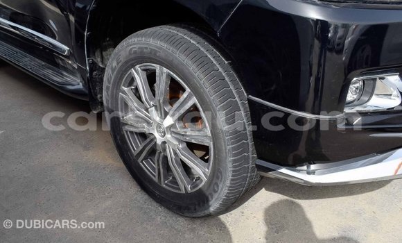 Sayi Imported Toyota Land Cruiser Black Mota in Import - Dubai a Burkina Faso Sayi Imported Toyota Land Cruiser Black Mota in Import - Dubai a Burkina Faso