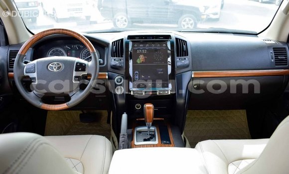 Acheter Import Voiture Toyota Land Cruiser Autre à Import - Dubai, Burkina-Faso Acheter Import Voiture Toyota Land Cruiser Autre à Import - Dubai, Burkina-Faso