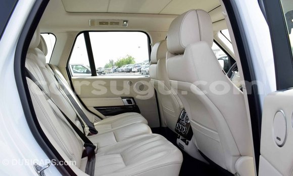 Sayi Imported Land Rover Range Rover White Mota in Import - Dubai a Burkina Faso Sayi Imported Land Rover Range Rover White Mota in Import - Dubai a Burkina Faso