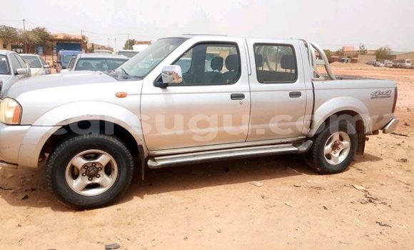 Acheter Occasion Voiture Nissan Navara Gris à Ouagadougou, Burkina-Faso Acheter Occasion Voiture Nissan Navara Gris à Ouagadougou, Burkina-Faso