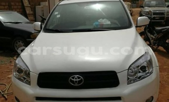 Acheter Occasion Voiture Toyota RAV4 Blanc à Ouagadougou, Burkina-Faso Acheter Occasion Voiture Toyota RAV4 Blanc à Ouagadougou, Burkina-Faso