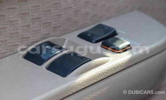 Acheter Import Voiture Toyota Land Cruiser Beige à Import - Dubai, Burkina-Faso Acheter Import Voiture Toyota Land Cruiser Beige à Import - Dubai, Burkina-Faso