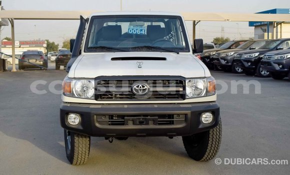 Buy Import Toyota Pickup White Car in Import - Dubai in Burkina Faso Buy Import Toyota Pickup White Car in Import - Dubai in Burkina Faso