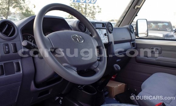 Buy Import Toyota Pickup White Car in Import - Dubai in Burkina Faso Buy Import Toyota Pickup White Car in Import - Dubai in Burkina Faso