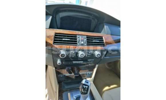 Sayi Imported BMW X1 White Mota in Import - Dubai a Burkina Faso Sayi Imported BMW X1 White Mota in Import - Dubai a Burkina Faso