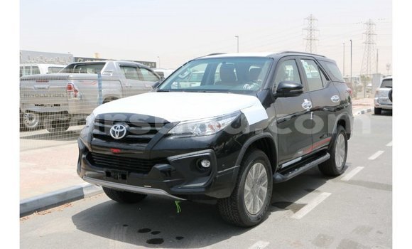 Sayi Imported Toyota Fortuner Black Mota in Import - Dubai a Burkina Faso Sayi Imported Toyota Fortuner Black Mota in Import - Dubai a Burkina Faso