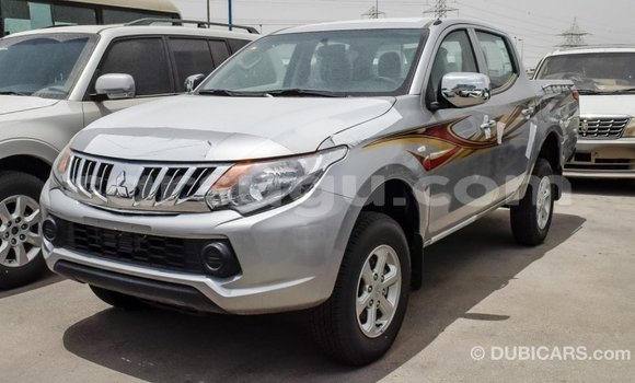 Sayi Imported Mitsubishi L200 Sauran Mota in Import - Dubai a Burkina Faso Sayi Imported Mitsubishi L200 Sauran Mota in Import - Dubai a Burkina Faso
