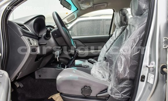 Sayi Imported Mitsubishi L200 Sauran Mota in Import - Dubai a Burkina Faso Sayi Imported Mitsubishi L200 Sauran Mota in Import - Dubai a Burkina Faso