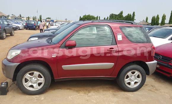 Sayi Sabo Toyota RAV4 Red Mota in Ouagadougou a Burkina Faso Sayi Sabo Toyota RAV4 Red Mota in Ouagadougou a Burkina Faso