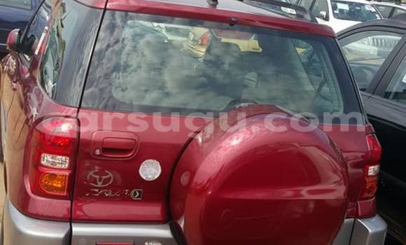 Sayi Sabo Toyota RAV4 Red Mota in Ouagadougou a Burkina Faso Sayi Sabo Toyota RAV4 Red Mota in Ouagadougou a Burkina Faso
