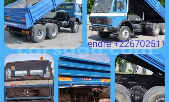 Sayi Imported Mercedes Viano Blue Mota in Ouagadougou a Burkina Faso