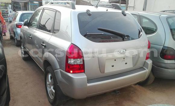 Acheter Occasion Voiture Hyundai Tucson Gris à Ouagadougou, Burkina-Faso Acheter Occasion Voiture Hyundai Tucson Gris à Ouagadougou, Burkina-Faso