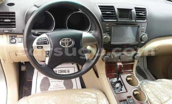 Acheter Occasion Voiture Toyota Highlander Noir à Ouagadougou, Burkina-Faso Acheter Occasion Voiture Toyota Highlander Noir à Ouagadougou, Burkina-Faso