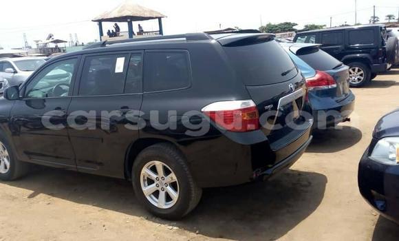 Acheter Occasion Voiture Toyota Highlander Noir à Ouagadougou, Burkina-Faso Acheter Occasion Voiture Toyota Highlander Noir à Ouagadougou, Burkina-Faso