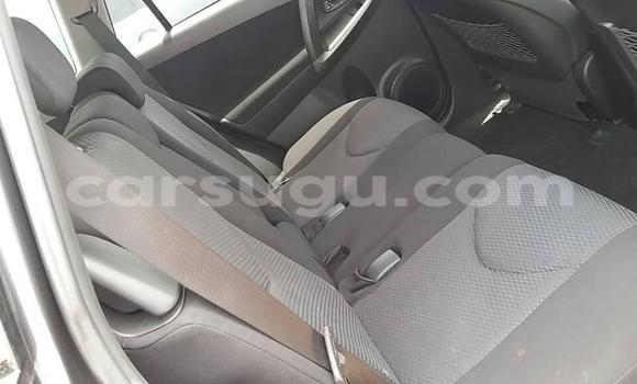 Acheter Occasion Voiture Toyota RAV4 Noir à Ouagadougou, Burkina-Faso Acheter Occasion Voiture Toyota RAV4 Noir à Ouagadougou, Burkina-Faso