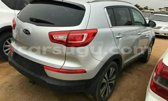 Acheter Occasion Voiture Kia Sportage Gris à Ouagadougou, Burkina-Faso Acheter Occasion Voiture Kia Sportage Gris à Ouagadougou, Burkina-Faso