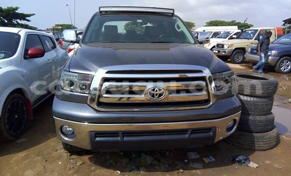 Sayi Sabo Toyota Tundra Sauran Mota in Ouagadougou a Burkina Faso Sayi Sabo Toyota Tundra Sauran Mota in Ouagadougou a Burkina Faso