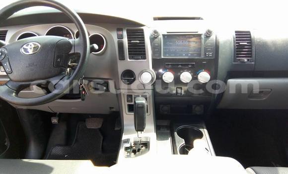 Sayi Sabo Toyota Tundra Sauran Mota in Ouagadougou a Burkina Faso Sayi Sabo Toyota Tundra Sauran Mota in Ouagadougou a Burkina Faso