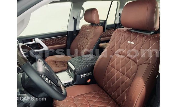 Buy Import Toyota Land Cruiser Black Car in Import - Dubai in Burkina Faso Buy Import Toyota Land Cruiser Black Car in Import - Dubai in Burkina Faso