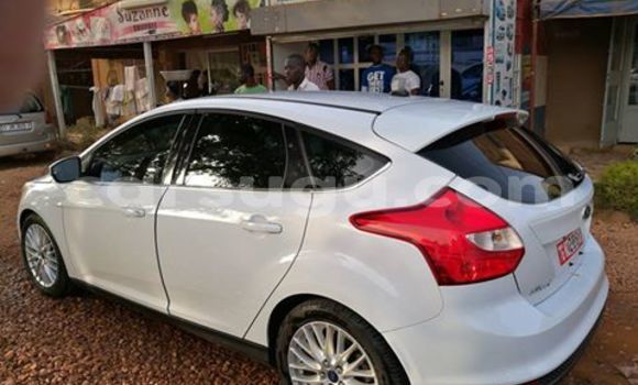 Acheter Neuf Voiture Ford Focus Blanc à Ouagadougou, Burkina-Faso