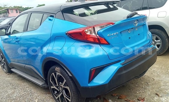 Acheter Neuf Voiture Toyota C-HR Bleu à Ouagadougou, Burkina-Faso Acheter Neuf Voiture Toyota C-HR Bleu à Ouagadougou, Burkina-Faso