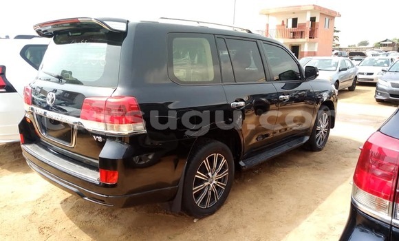 Acheter Occasion Voiture Toyota Land Cruiser Noir à Ouagadougou, Burkina-Faso Acheter Occasion Voiture Toyota Land Cruiser Noir à Ouagadougou, Burkina-Faso