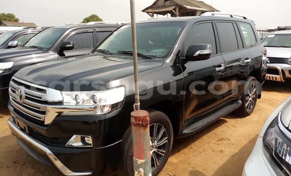 Acheter Occasion Voiture Toyota Land Cruiser Noir à Ouagadougou, Burkina-Faso Acheter Occasion Voiture Toyota Land Cruiser Noir à Ouagadougou, Burkina-Faso