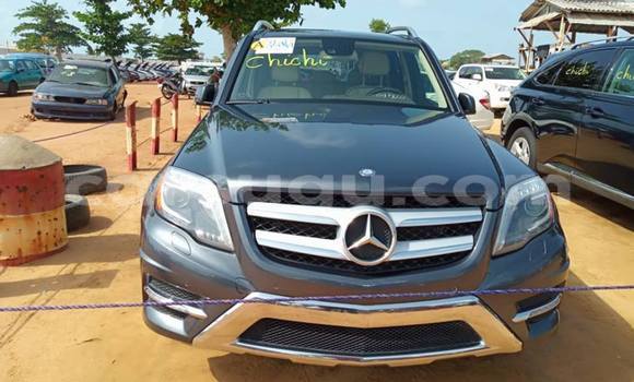 Acheter Occasion Voiture Mercedes-Benz GLK–Class Gris à Ouagadougou, Burkina-Faso Acheter Occasion Voiture Mercedes-Benz GLK–Class Gris à Ouagadougou, Burkina-Faso