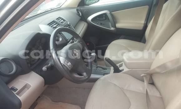 Acheter Neuf Voiture Toyota 4Runner Gris à Ouagadougou, Burkina-Faso Acheter Neuf Voiture Toyota 4Runner Gris à Ouagadougou, Burkina-Faso