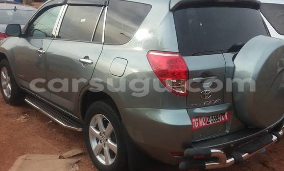 Acheter Neuf Voiture Toyota 4Runner Gris à Ouagadougou, Burkina-Faso Acheter Neuf Voiture Toyota 4Runner Gris à Ouagadougou, Burkina-Faso