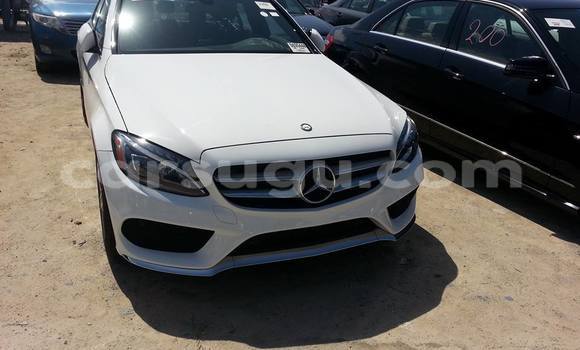 Sayi Na hannu Mercedes-Benz C–Class Sauran Mota in Ouagadougou a Burkina Faso Sayi Na hannu Mercedes-Benz C–Class Sauran Mota in Ouagadougou a Burkina Faso