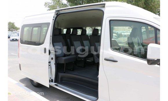 Sayi Imported Toyota Hiace White Mota in Import - Dubai a Burkina Faso Sayi Imported Toyota Hiace White Mota in Import - Dubai a Burkina Faso