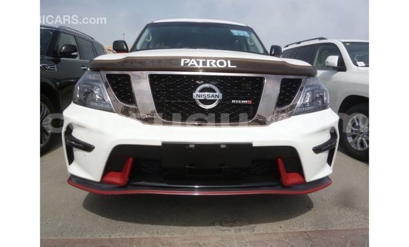Sayi Imported Nissan Patrol White Mota in Import - Dubai a Burkina Faso Sayi Imported Nissan Patrol White Mota in Import - Dubai a Burkina Faso